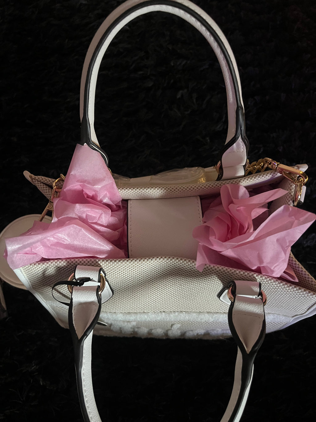 ♡ Juicy Couture Beige Crossbody Bag w Adjustable Strap – Chic Everyday Design ♡
