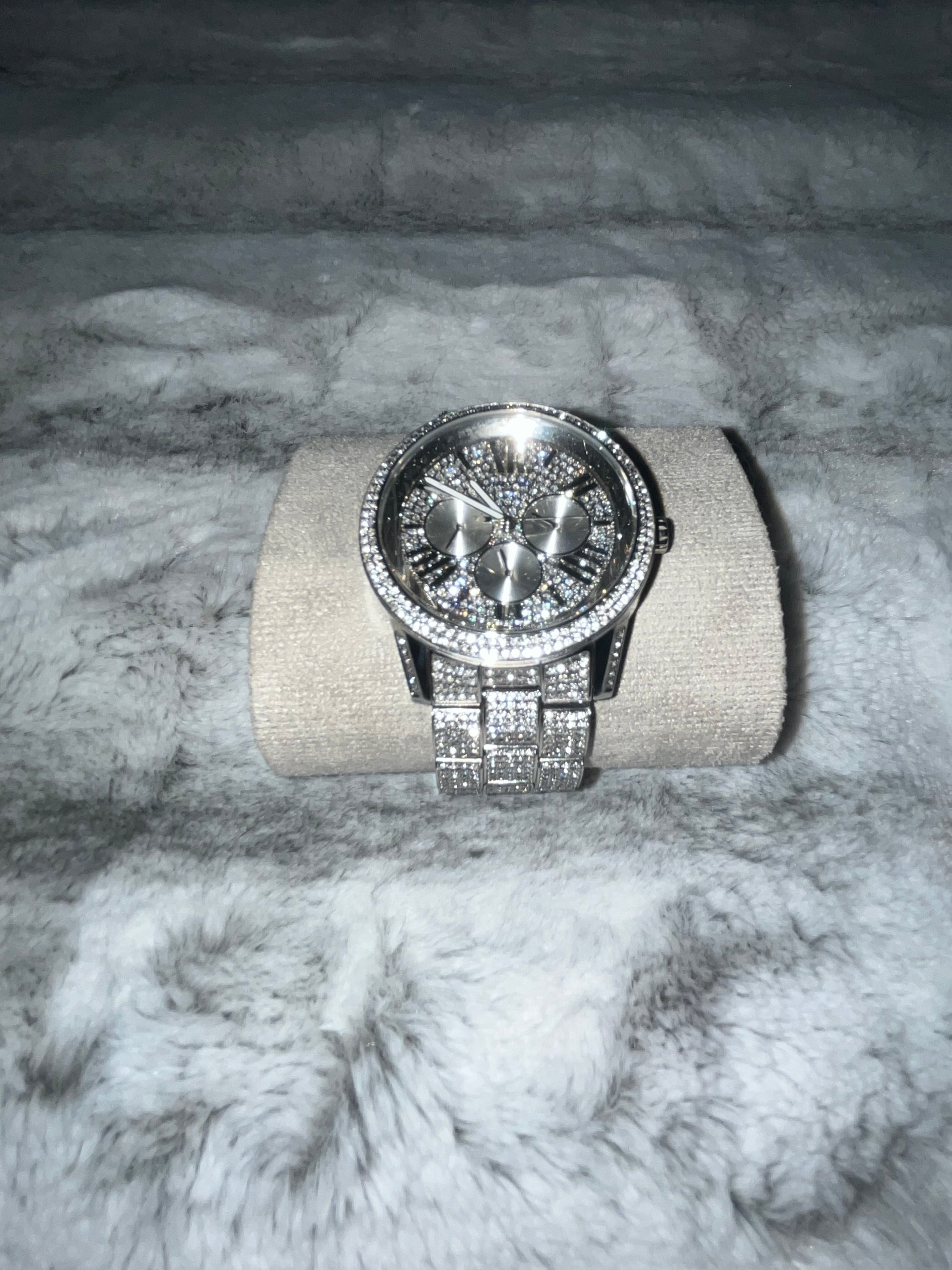 ♡ Pre-Owned Michael Kors Oversized Brynn Watch | Flashy Silver-Tone Stainless Steel with Pavé Crystals ♡