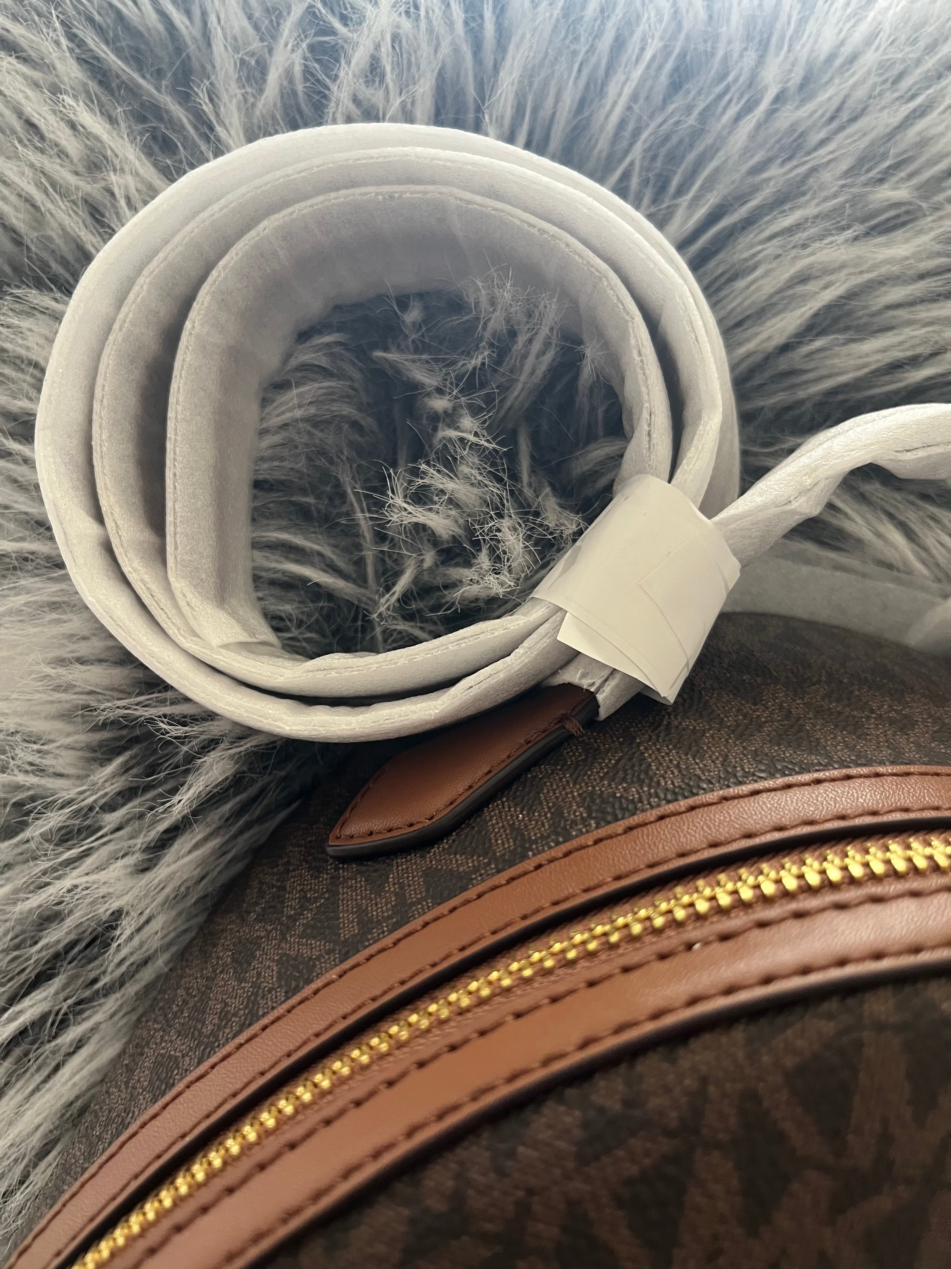 ♡ Michael Kors Sheila Medium Size Signature Backpack - Brown Original Monogram ♡