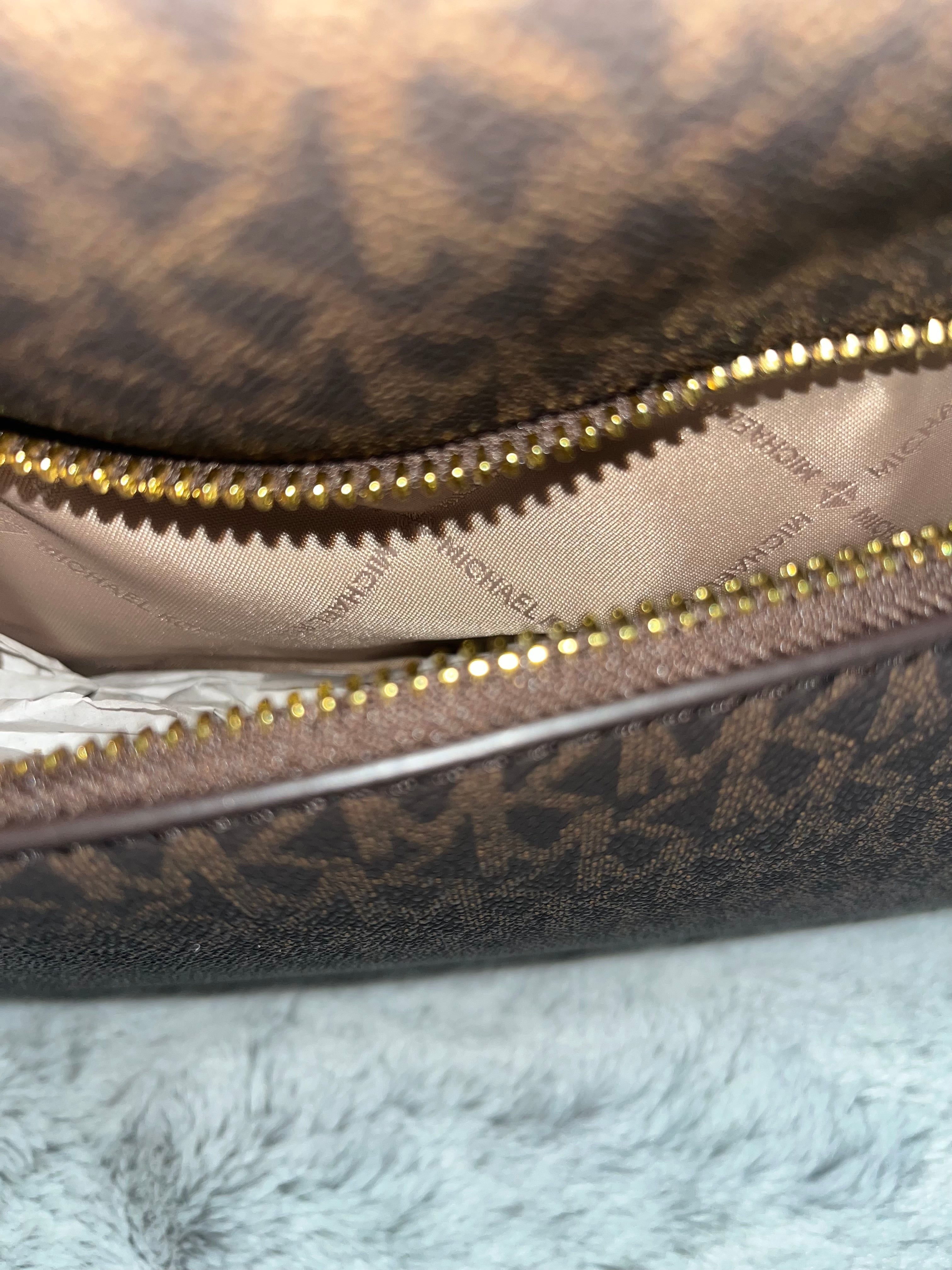 ♡ Michael Kors Sheila Medium Size Signature Backpack - Brown Original Monogram ♡