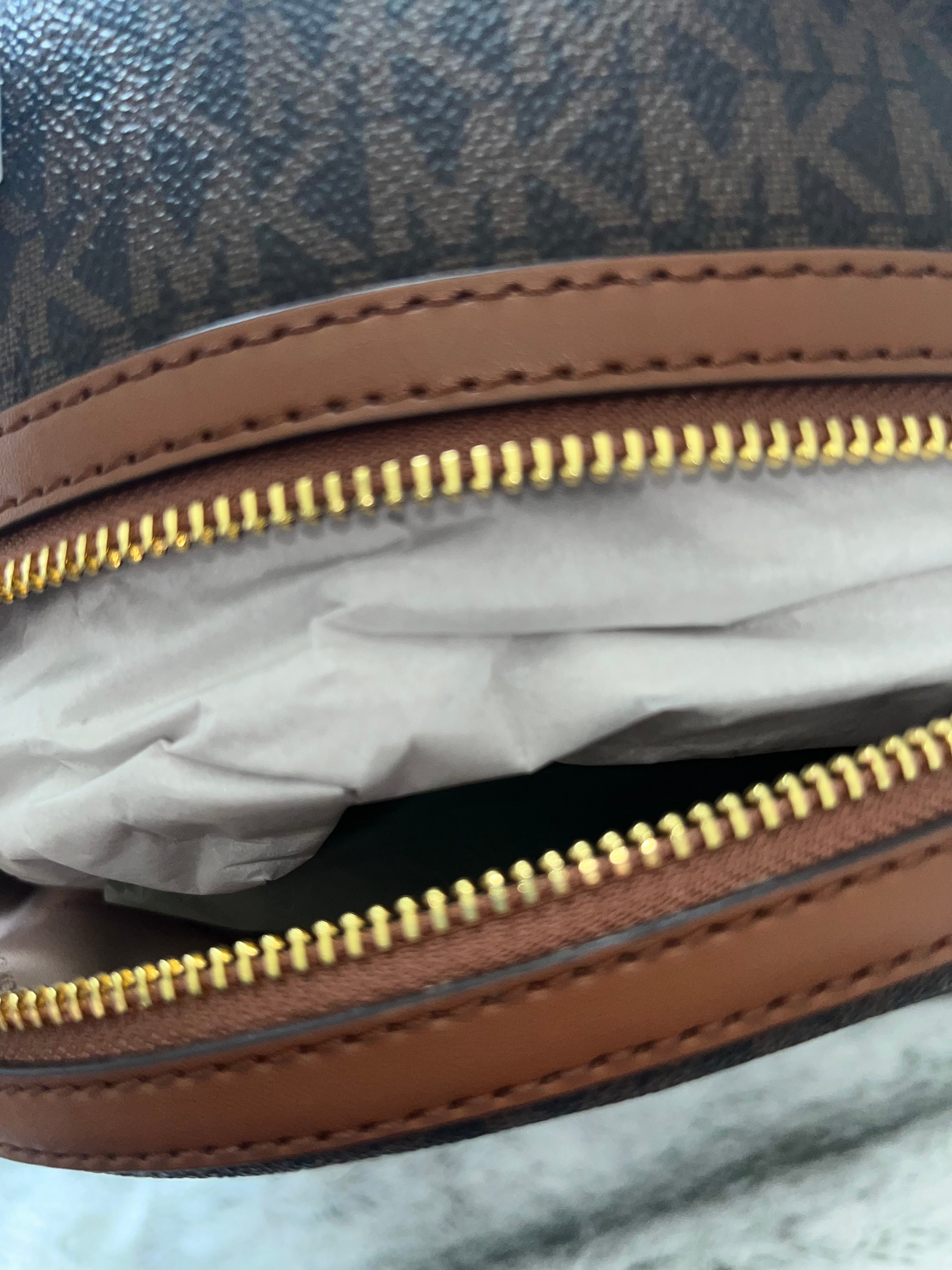 ♡ Michael Kors Sheila Medium Size Signature Backpack - Brown Original Monogram ♡