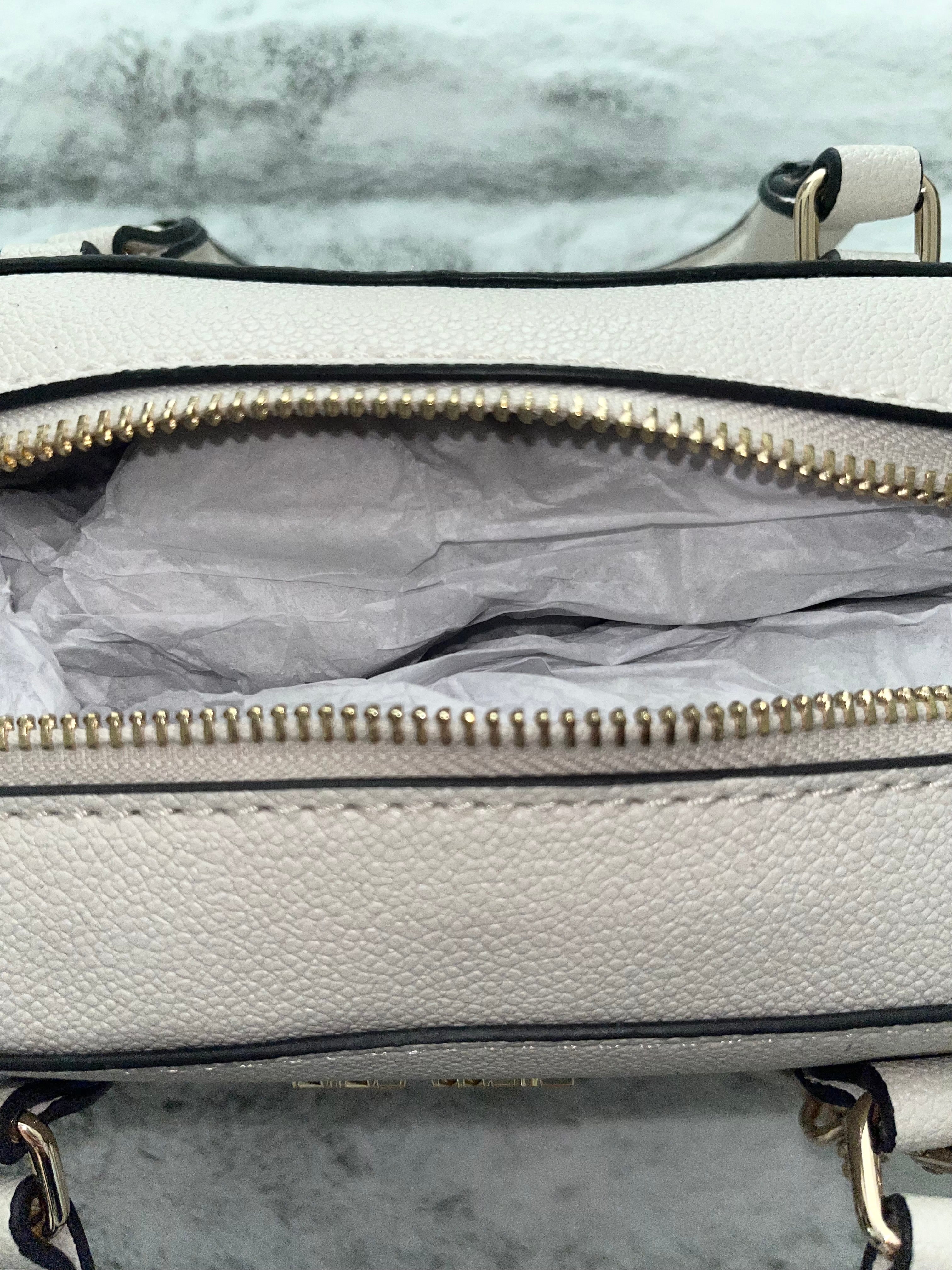 ♡ Nine West Small White Cream Shoulder Bag Chic Luxury Classic Elegant Purse ♡