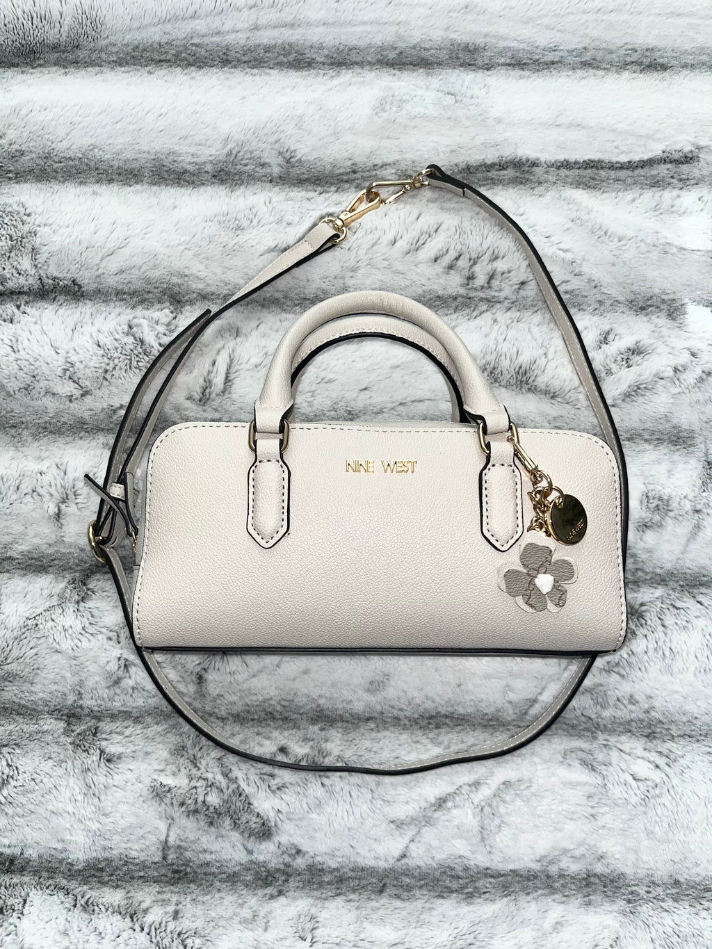 ♡ Nine West Small White Cream Shoulder Bag Chic Luxury Classic Elegant Purse ♡